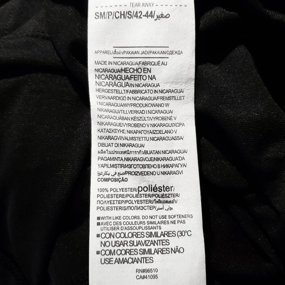 Under Armour NWT Women’s Tech Half Zip Black Pullover Small 1320126 - Picture 12 of 16